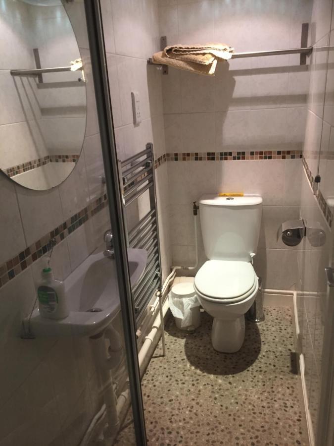 ويست مالينج Cricketers Cottage B&B المظهر الخارجي الصورة