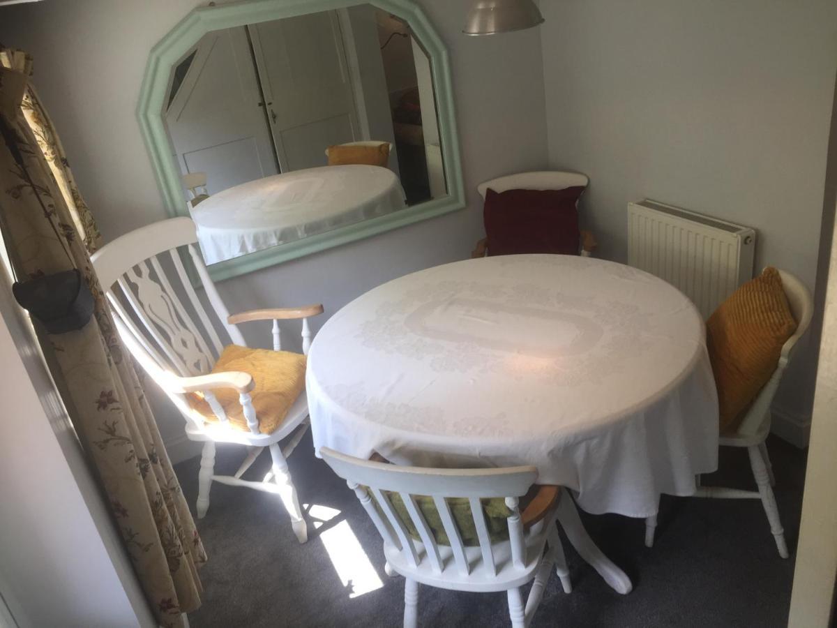 ويست مالينج Cricketers Cottage B&B المظهر الخارجي الصورة